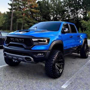 Meet your Posher, Leonel